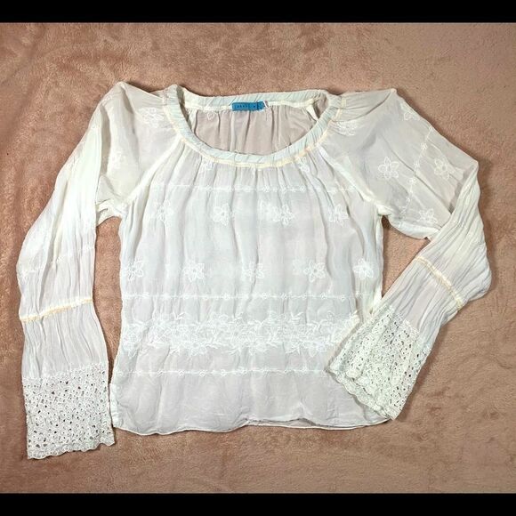 Vintage Johnny Was White Floral Embroidered Blouse - Picture 1 of 15
